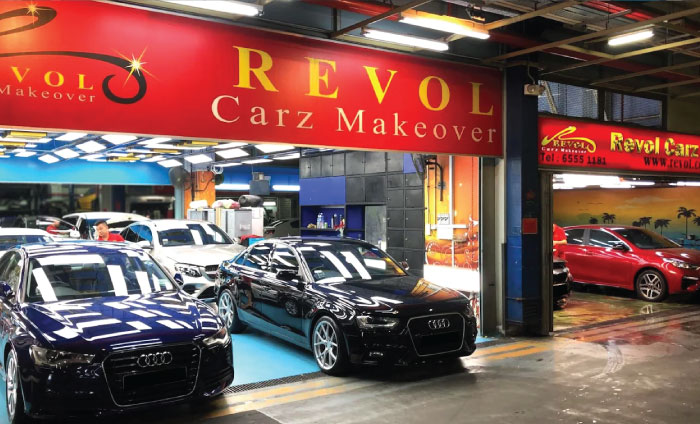 Revol Carz Garage